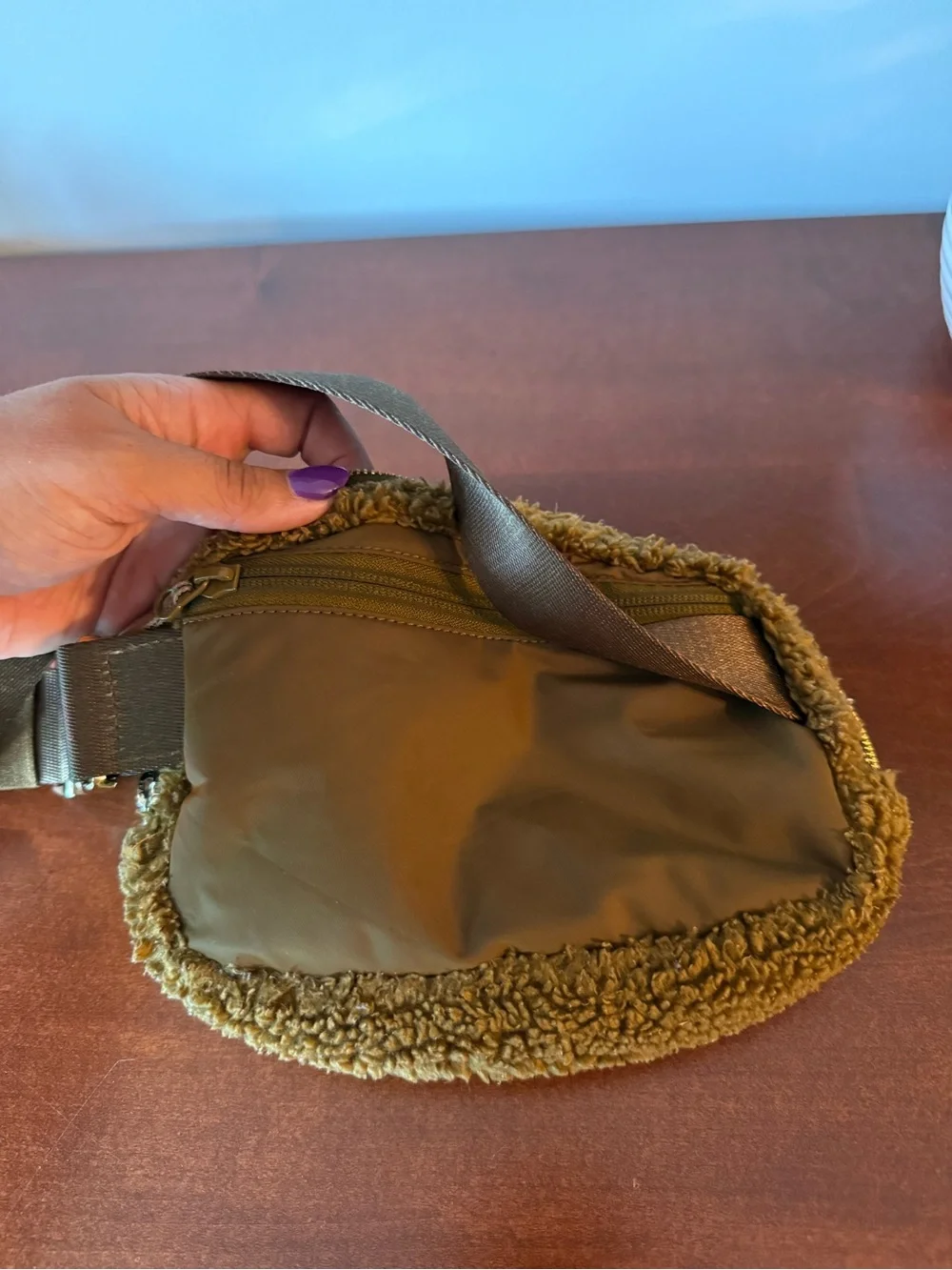 lululemon athletica camel retired Sherpa Belt Bag - Picture 5 of 7